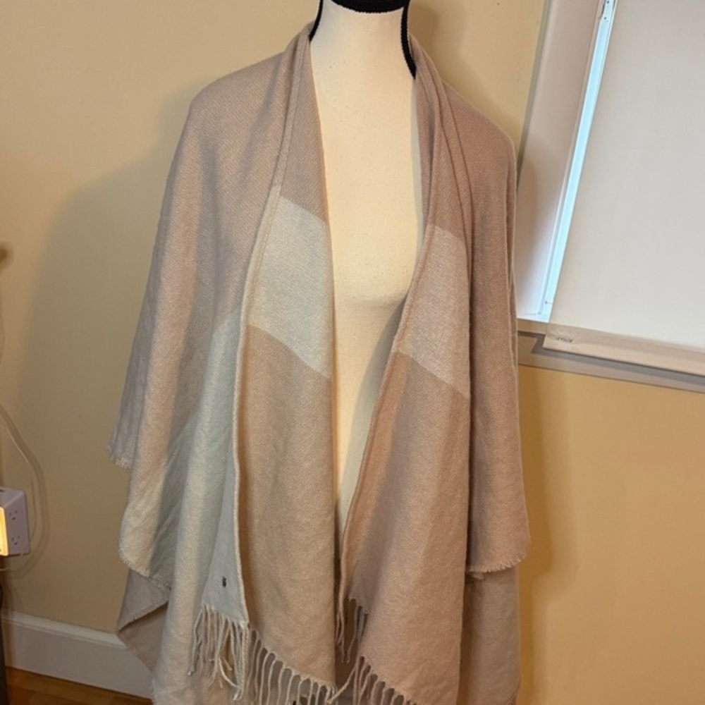Soia & kyo women’s blush color block shawl throw over tassle cardigan OS